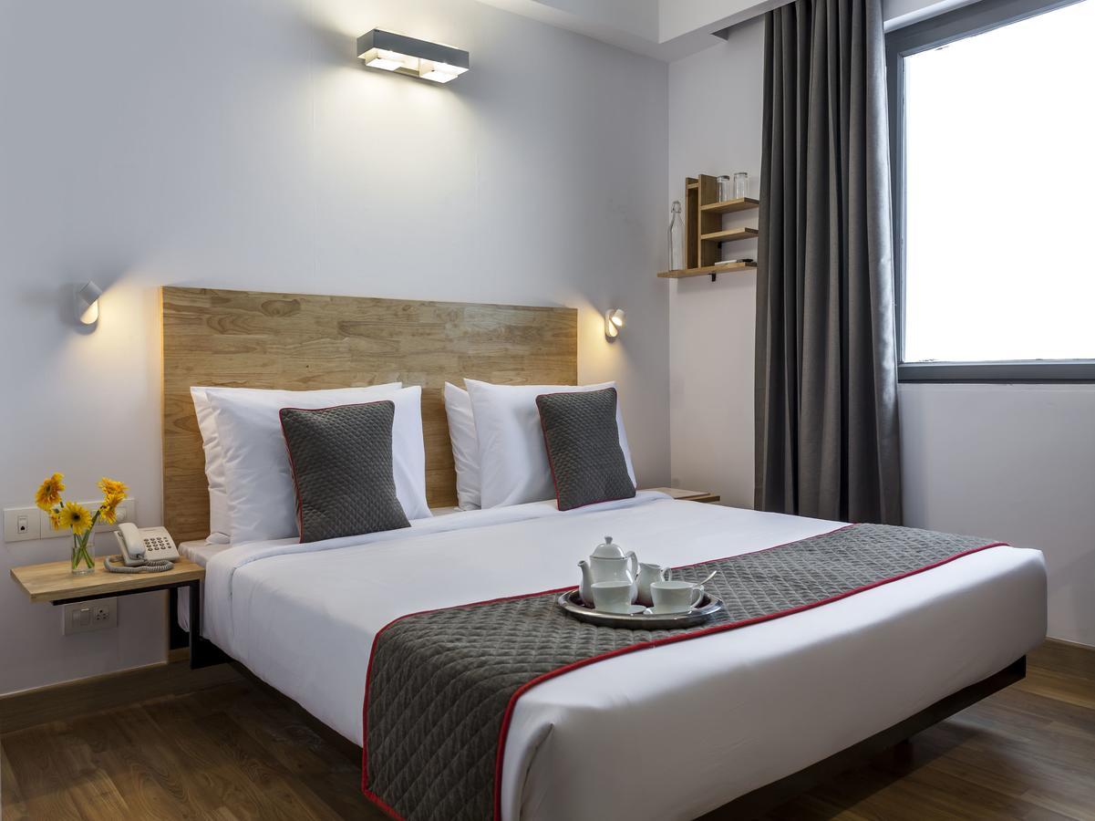 Oyo Townhouse 5 Jubilee Hills Hotel Hyderabad Bagian luar foto